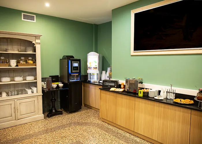 Royal - Centre ComedieHotel Montpellier