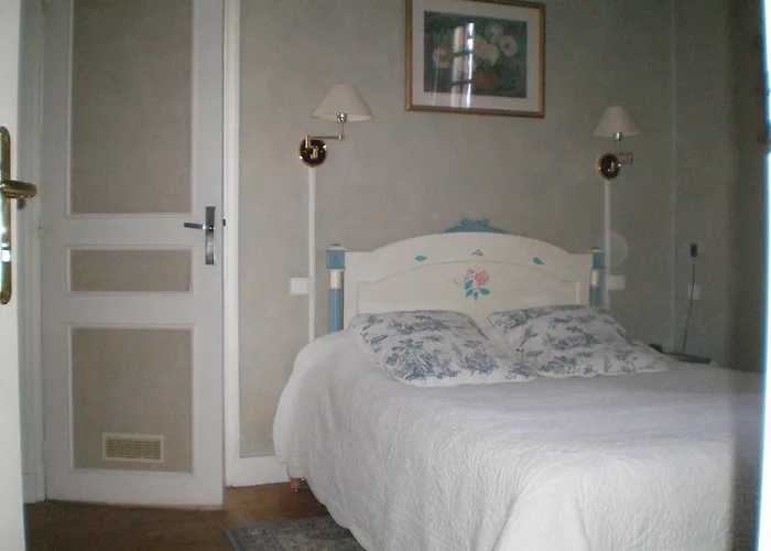 Hotel Demeure Des Brousses